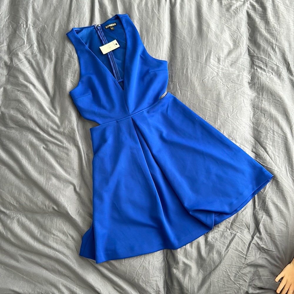 NWT BEAUTIFUL BLUE Dress